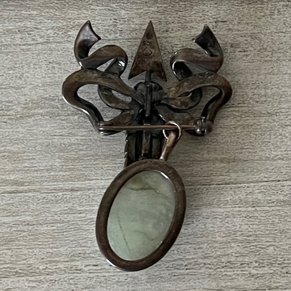 Milky Aquamarine and Marcasite Sterling Silver Brooch - Picture 10 of 10